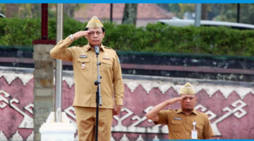 Menyaring Amanat di Balik Absennya Sang Bupati: Refleksi 2025 di Lapangan Korpri